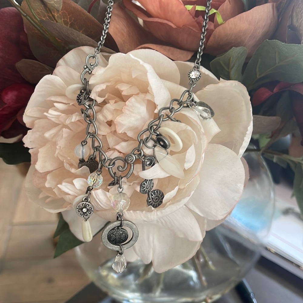 Lia sophia silver necklace